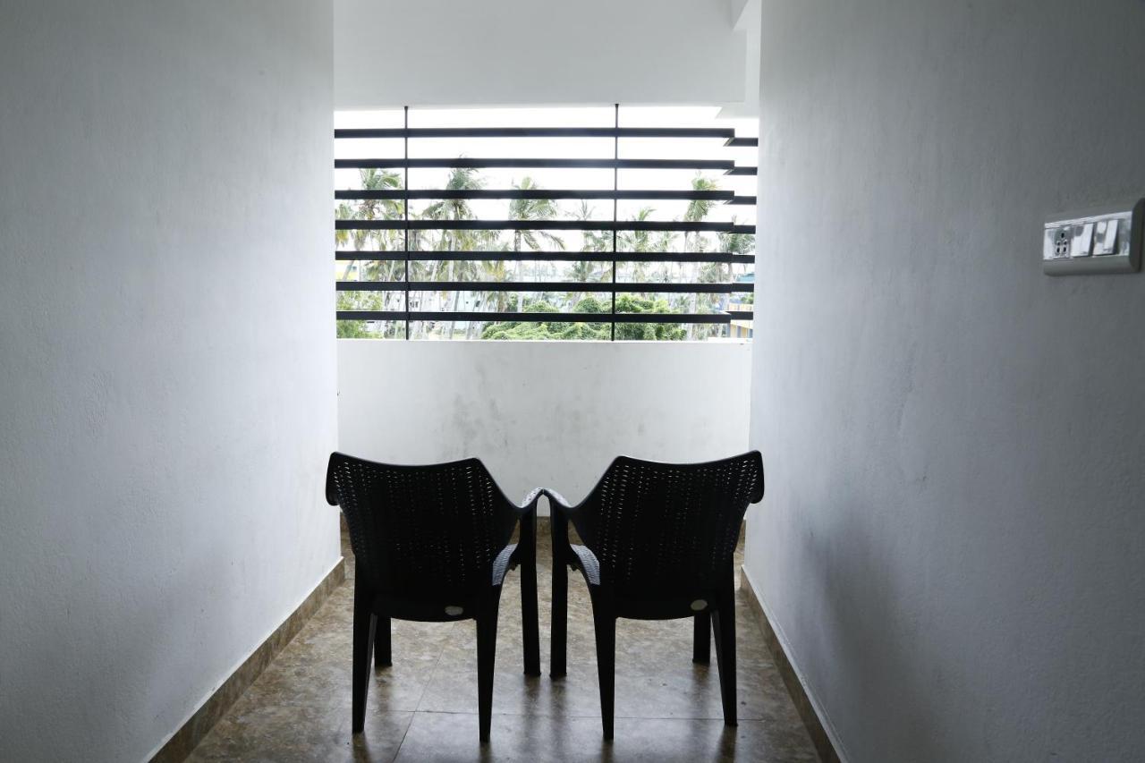 The Base Inn Pondicherry Exterior photo